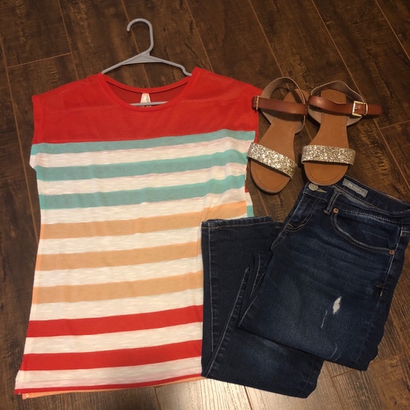 Color Story Tops - FINAL ⬇️Striped shirt
